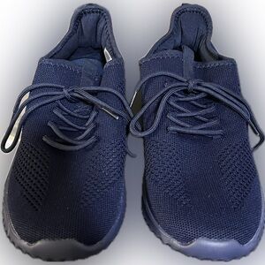 NWOT - Men's Navy Knit Sneakers - Unknown Brand